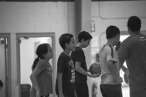 YMCA Youth Basketball 2017 (47 of 121).jpg