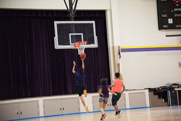 YMCA Youth Basketball 2017 (58 of 121).jpg